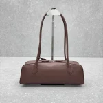 Le Teckel Dachshund Bag - Large / Goat Grain Light Coffee - Image 3