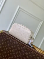 Louis Vuitton Dopp Kit Mini Toiletry Bag 20cm - Image 3