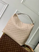 Hobo Métis Handbag 35cm - Image 3