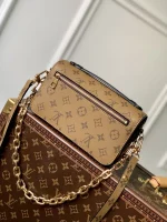 Louis Vuitton East West M Shoulder Bag 21.5cm - Image 3