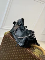 Louis Vuitton CarryAll Cargo Handbag 33.5cm - Image 3