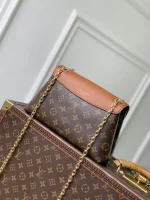 Louis Vuitton Shoulder Bag 24cm - Image 3