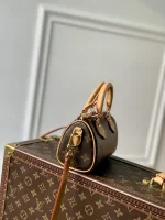 Louis Vuitton NANO SPEEDY Handbag 16cm - Image 3