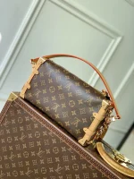 Louis Vuitton Side Trunk East West 28cm - Image 3