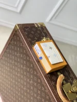 Louis Vuitton Card Holder 11cm - Image 3