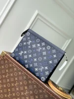Louis Vuitton Pochette Voyage Medium Handbag Navy Blue - Image 3