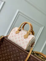 Louis Vuitton Handbag 20.5cm - Image 3