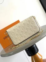 MonogramEmpreinte Shoulder Bag 21cm - Image 3