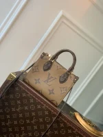 Louis Vuitton OnTheGo Tote Bag 18cm - Image 3