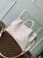 Louis Vuitton Dream Animation Handbag 32cm - Image 3