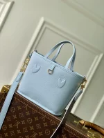 Louis Vuitton Handbag 26.5cm - Image 3