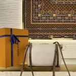 MB Handbag 26cm - Image 3