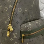 Louis Vuitton Discovery PM Backpack 40cm - Image 3