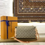 Side Trunk Shoulder Bag 28cm - Image 3