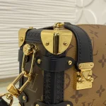 Louis Vuitton side trunk mini Handbag 18cm - Image 3