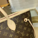 Louis Vuitton Neverfull Tote Bag 32cm - Image 3