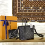 Louis Vuitton Sac Neverfull Bandoulière Inside Out BB Shoulder Bag 26.5cm - Image 2