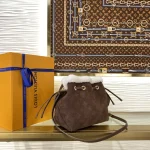 LV Ski BELLA Bucket Bag Handbag 22cm - Image 3