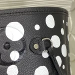 Louis Vuitton X YK NEVERFULL Medium Handbag 31cm - Image 3