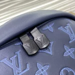 Louis Vuitton Discovery Small Waist Bag 44cm - Image 3
