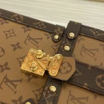 Louis Vuitton Trunk Vertical Case 17.5cm - Image 3
