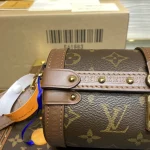 Papillon Trunk Handbag 19cm - Image 3