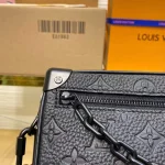 MINI SOFT TRUNK Shoulder Bag 18.5cm - Image 3