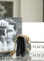 UbestLuxury Chanel Chanel Handbag 19.5cm product photo detail 2 SKU CH30933