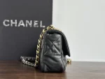 UbestLuxury Chanel Chanel 19 Bag Shoulder Bag 26cm product photo detail 2 SKU CH30956