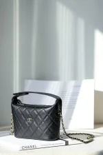UbestLuxury Chanel Chanel 25C Hobo Handbag 21.5cm product photo detail 2 SKU CH31071