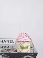 UbestLuxury Chanel Chanel Handbag 17cm product photo detail 2 SKU CH31074