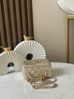 UbestLuxury Chanel Chanel Shoulder Bag 17cm product photo detail 2 SKU CH31087
