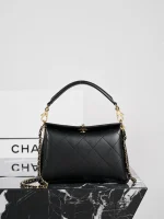 UbestLuxury Chanel Chanel Shoulder Bag 23cm product photo detail 2 SKU CH30677