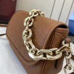 UbestLuxury Gucci GG Emblem Handbag 20.5cm product photo detail 3 SKU GU25667