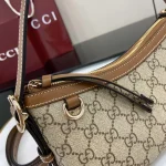 UbestLuxury Gucci GG Emblem Shoulder Bag 22cm product photo detail 3 SKU GU25670
