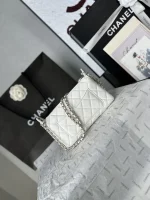 UbestLuxury Chanel Chanel Shoulder Bag 21cm product photo detail 3 SKU CH30751