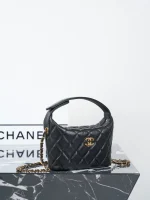 UbestLuxury Chanel Chanel Handbag 21.5cm product photo detail 3 SKU CH30753