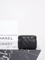 UbestLuxury Chanel Chanel CHANE Makeup Pouch 14cm product photo detail 3 SKU CH30812