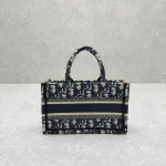 Dior Mini Book Tote 21.5cm - Image 4