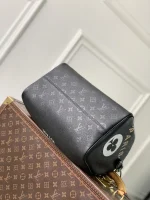 Louis Vuitton Handbag 32cm - Image 4