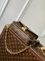 Louis Vuitton East West M Shoulder Bag 21.5cm - Image 4