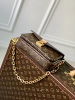 Louis Vuitton East West M Shoulder Bag 21.5cm - Image 4