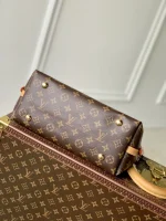 Louis Vuitton CarryAll Handbag 29cm - Image 4