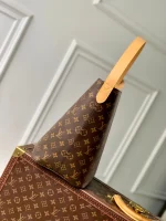 Louis Vuitton All In Bucket Bag 31cm - Image 4