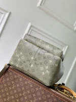 Louis Vuitton Discovery PM Backpack 30x40x20cm - Image 4