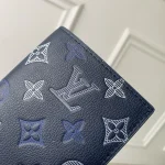 Louis Vuitton Passport Cover 14cm - Image 4