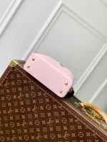 Louis Vuitton Capucines Mini Handbag 21cm - Image 4