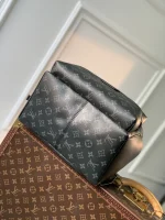 Louis Vuitton Discovery Backpack 38cm - Image 4