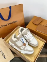 Trainer 2025 Unisex Sneakers - Image 4