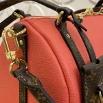 Louis Vuitton MB Handbag 26cm - Image 4